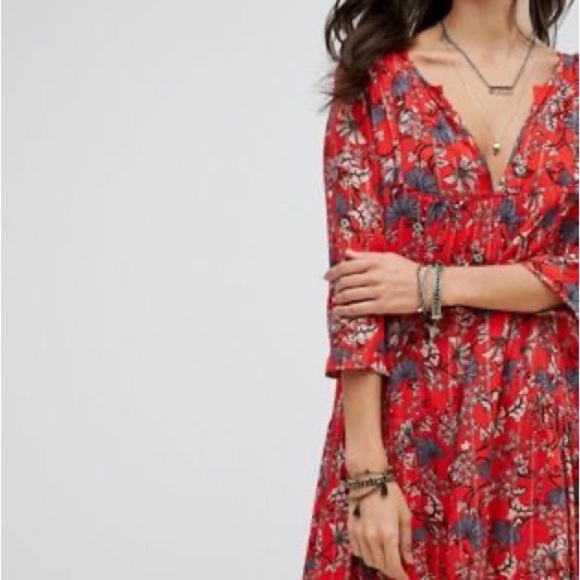 BA&SH Eve Smoked Tunic Dress Red Floral Large - Picture 2 of 8